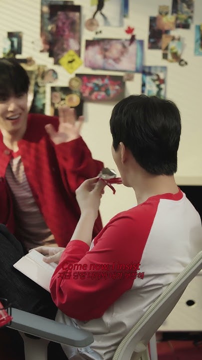 元弼 (DAY6)的最新活动照片