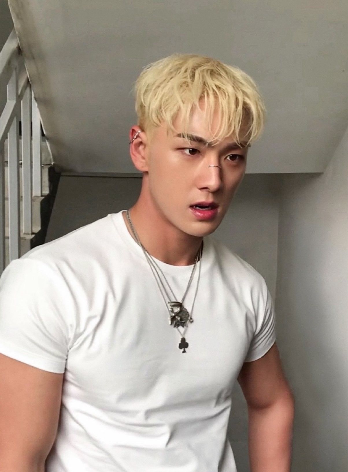 Latest photo of Baekho