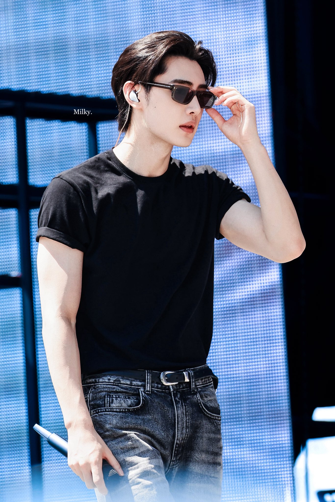 Latest photo of Sunghoon (ENHYPEN)