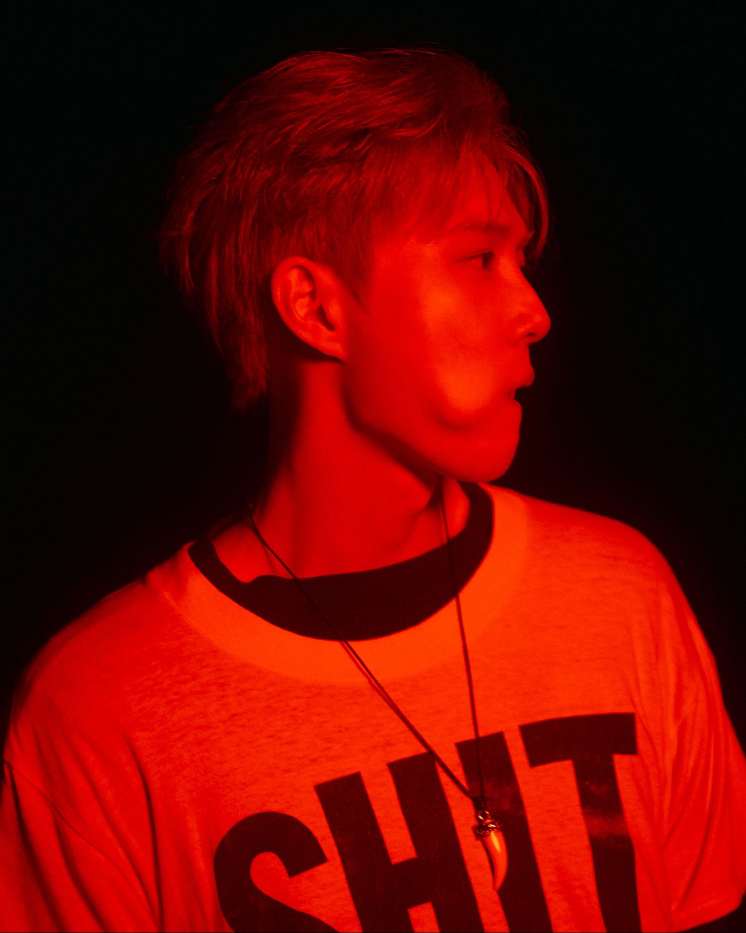 Behind-the-scenes cut of Suho (EXO)