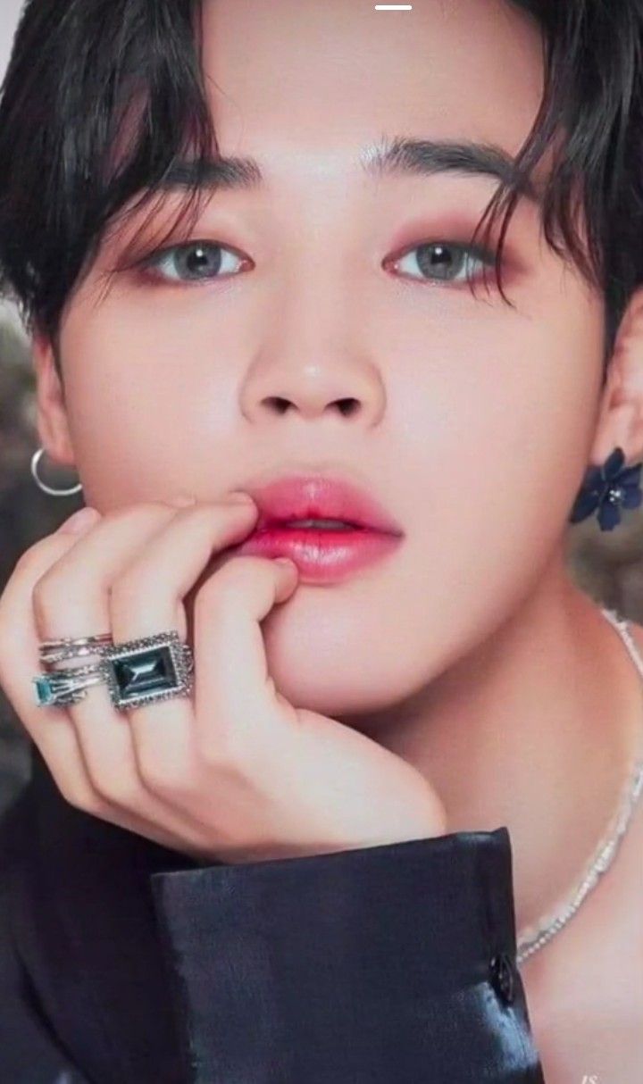 Today's most popular wallpaper in the Jimin (BTS) community