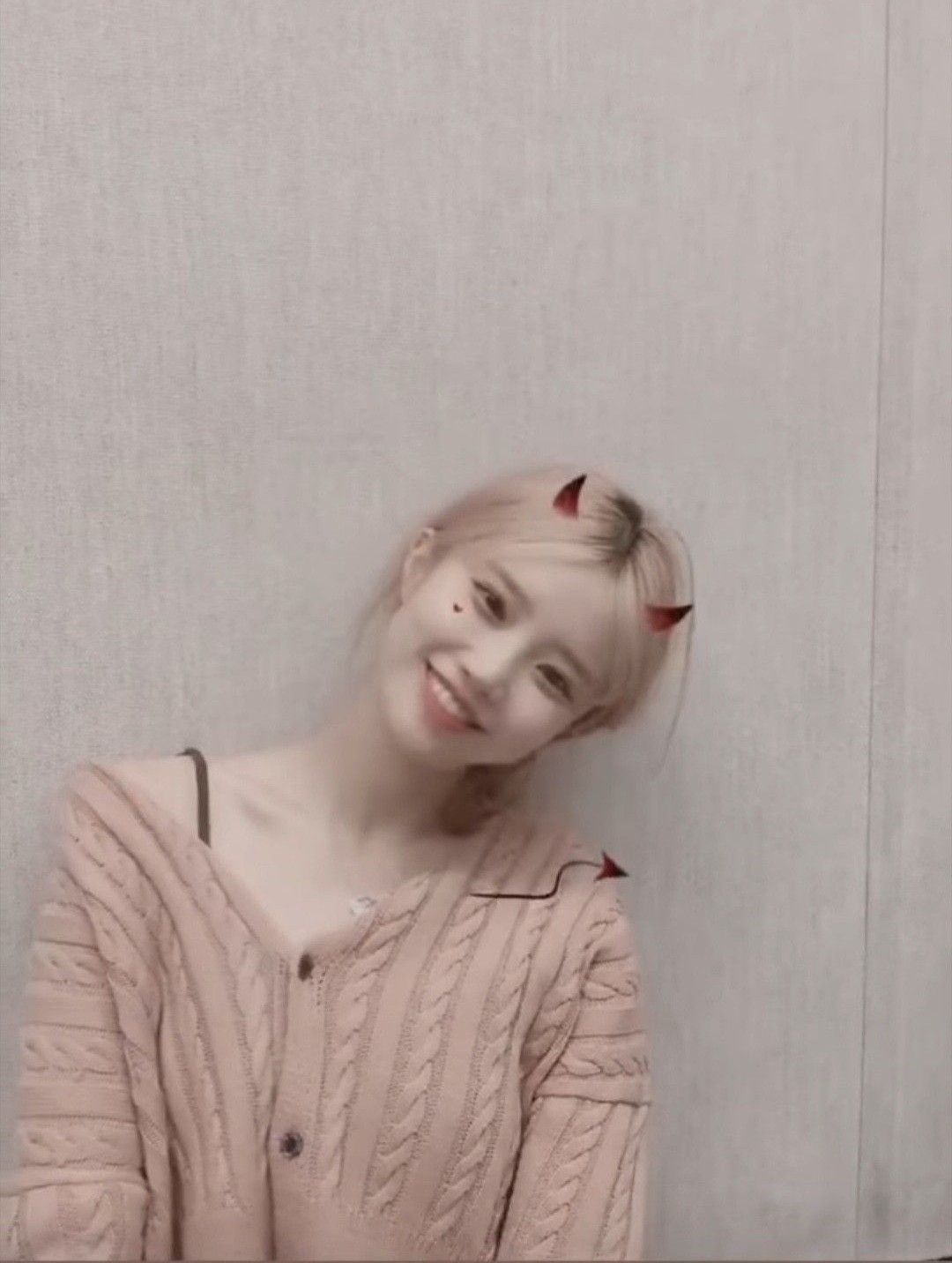 Behind-the-scenes cut of fromis (9)