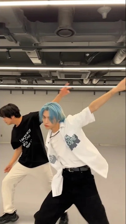 The most beloved wallpaper among Stray Kids's fans