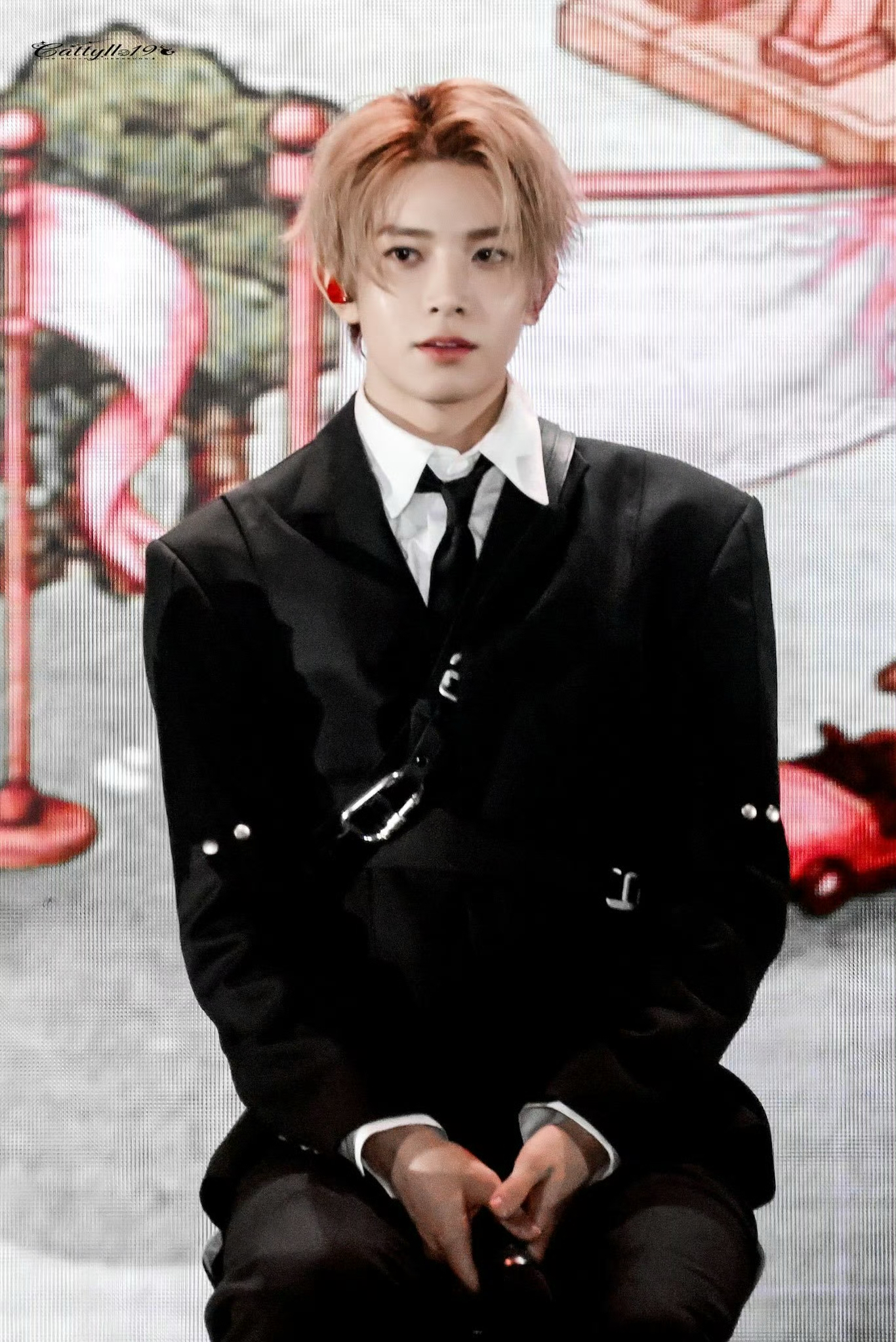 Latest photo of Heeseung (ENHYPEN)