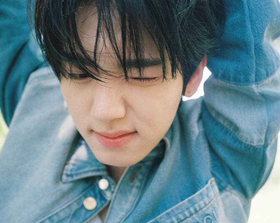 Latest photo of Han Yujin (ZEROBASEONE)