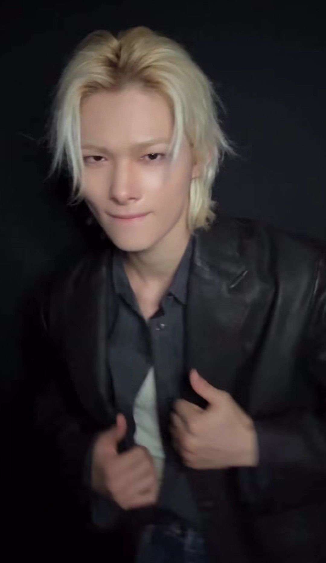 Foto terbaru NI-KI (ENHYPEN)