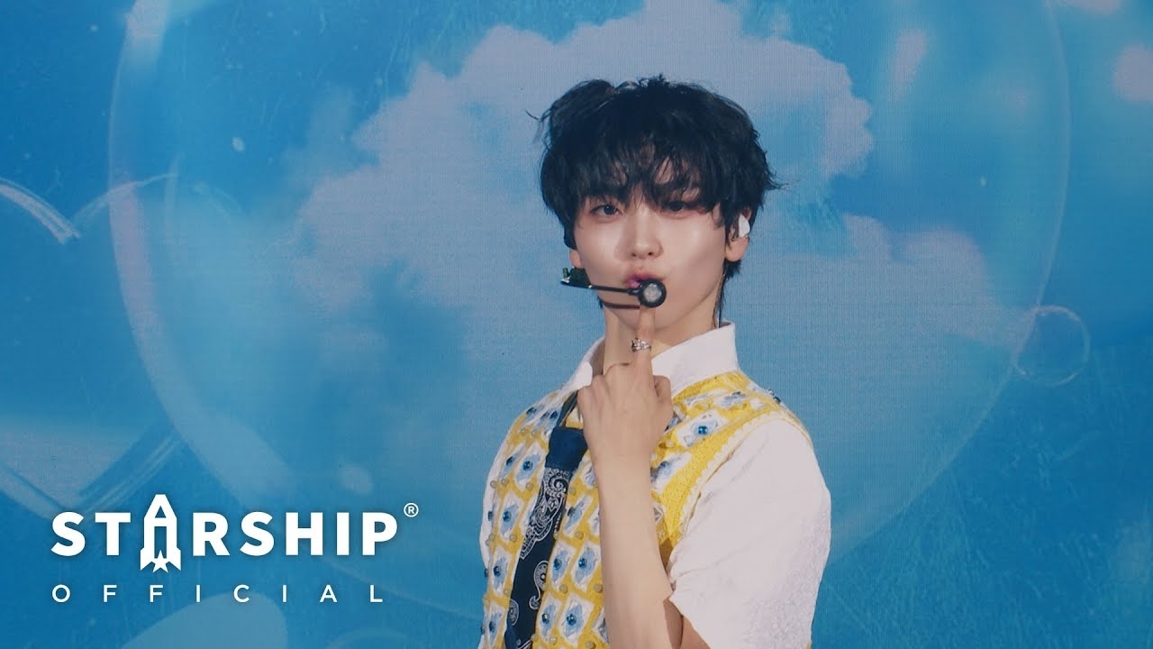 Recent activity shot of Hyeongjun (CRAVITY)