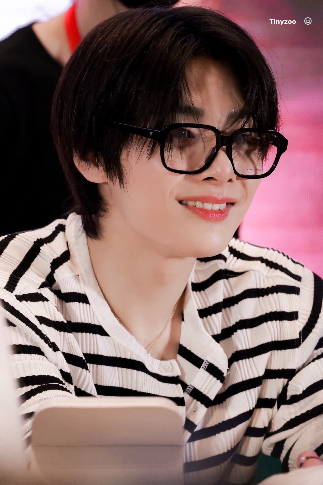 아이엔 (Stray Kids)의 최신 사진