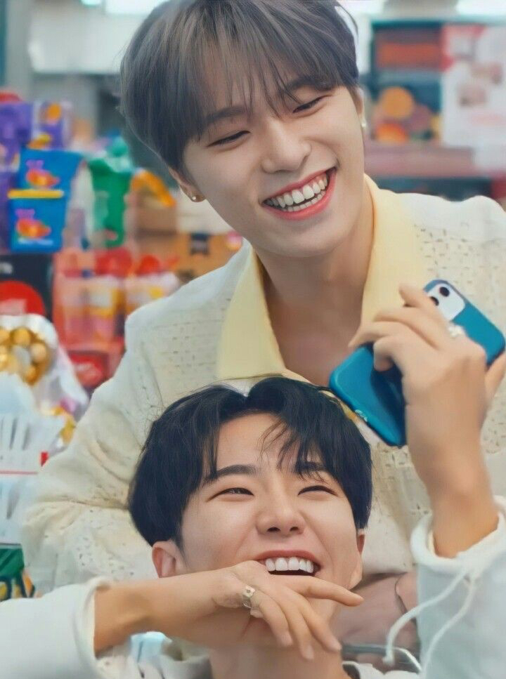 Dino (SEVENTEEN)的最新照片