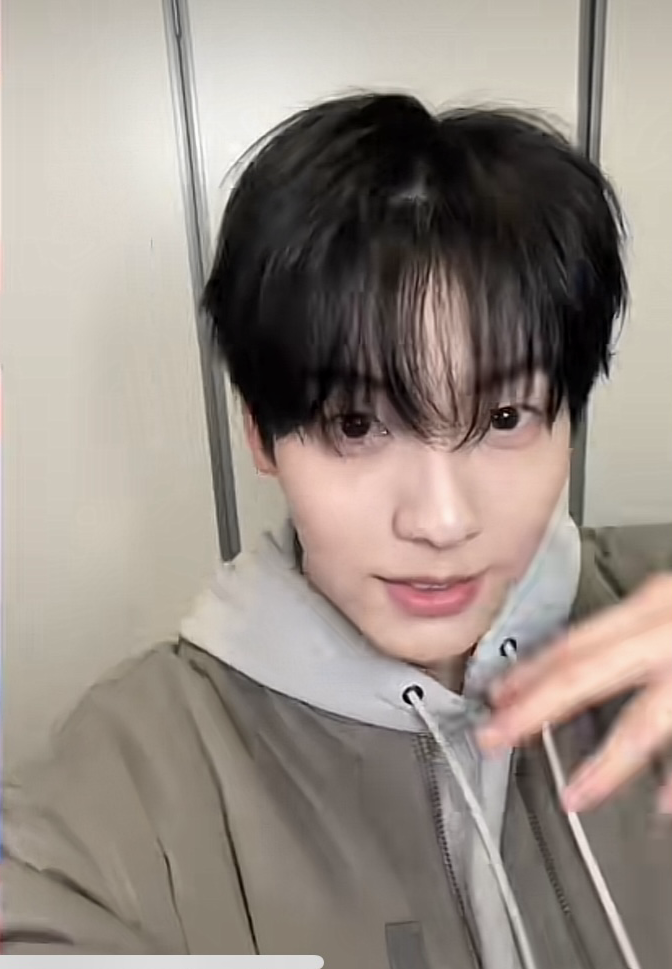 Recent activity shot of Soobin (TOMORROW X TOGETHER)