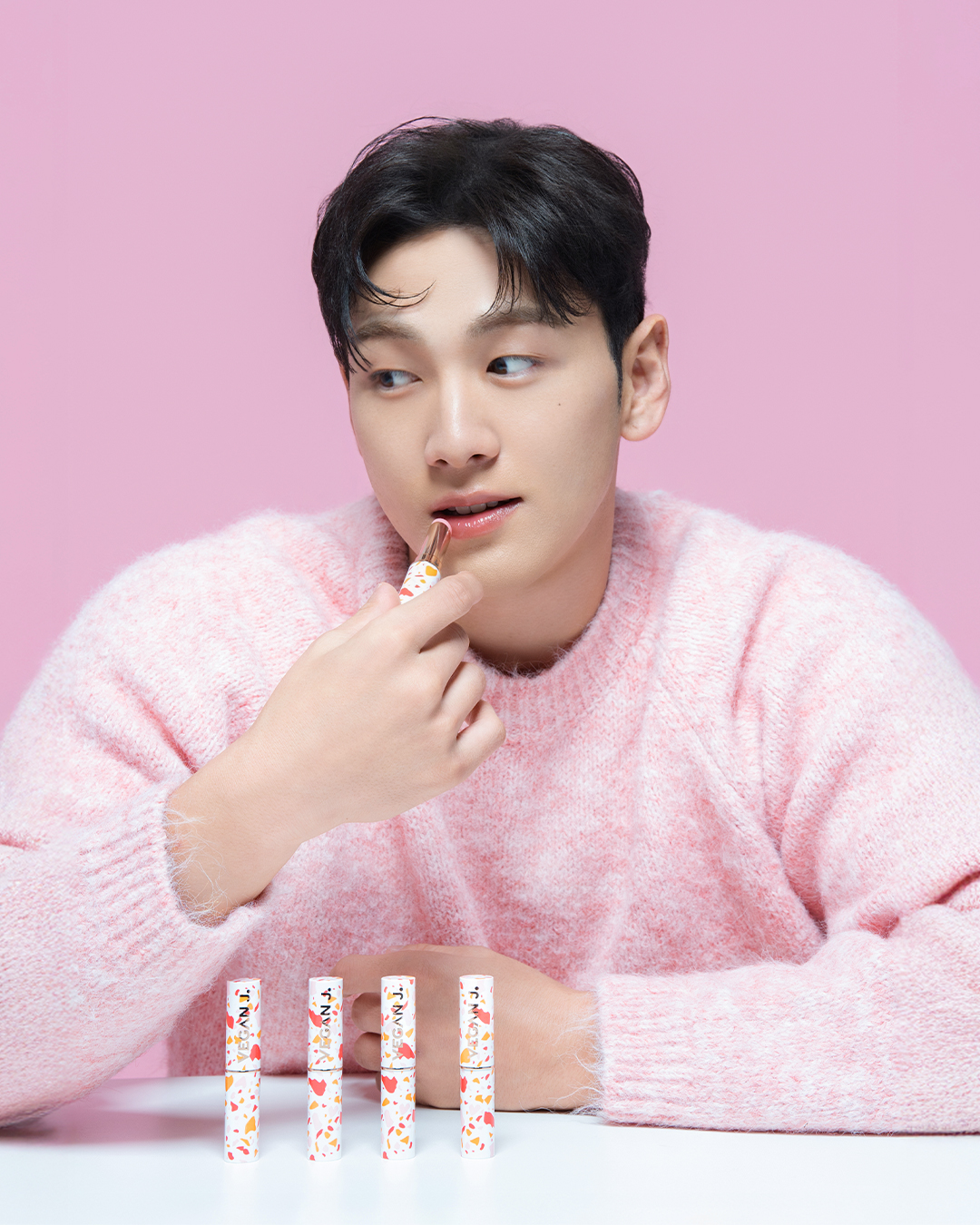 Latest photo of Baekho