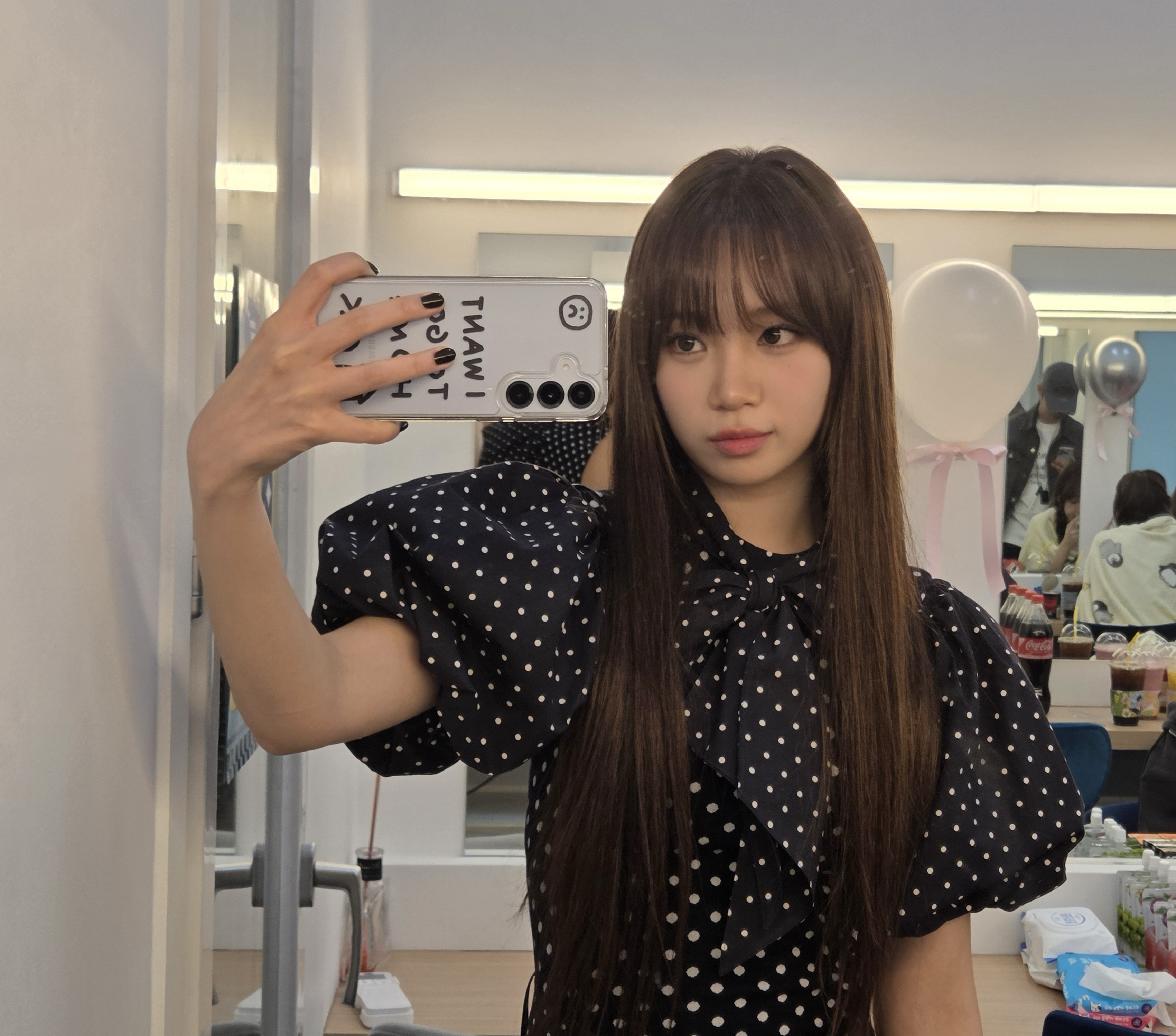 A moment captured by Kim Chaewon (LE SSERAFIM)'s fan
