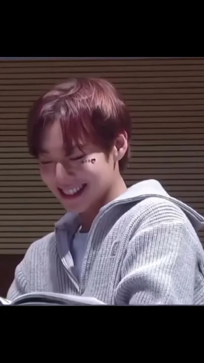 The most beloved wallpaper among Park Jihoon's fans