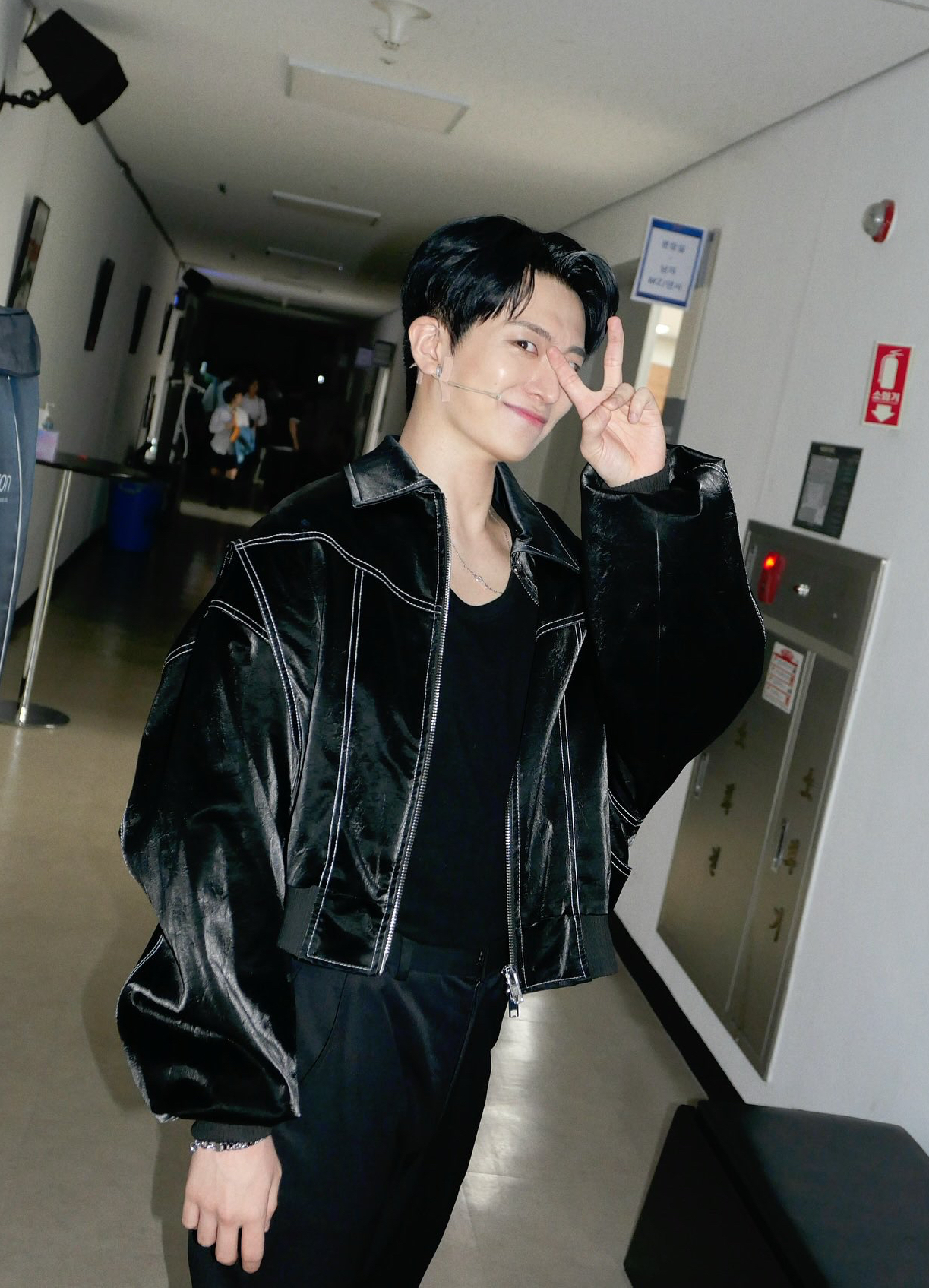 A moment captured by Youngjae (GOT7)'s fan