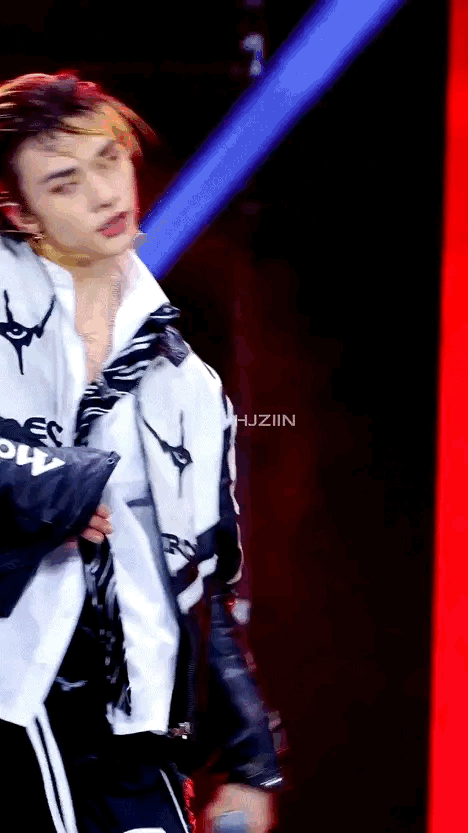 铉辰 (Stray Kids)的幕后花絮