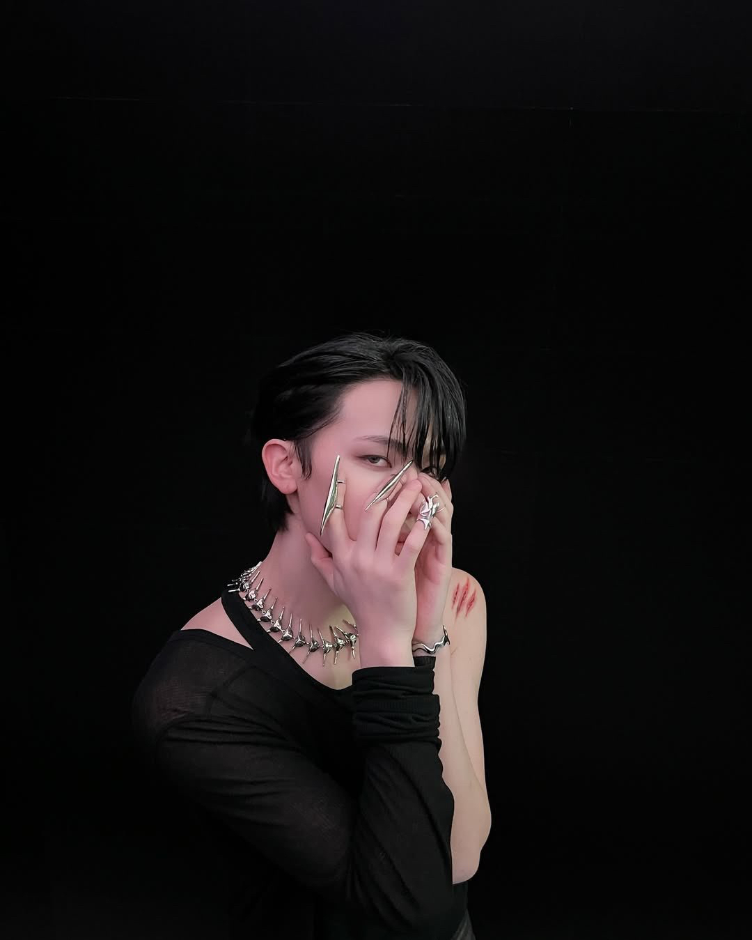 Behind-the-scenes cut of Nicholas (&TEAM)