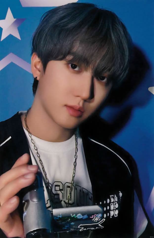 Latest photo of Changbin (Stray Kids)