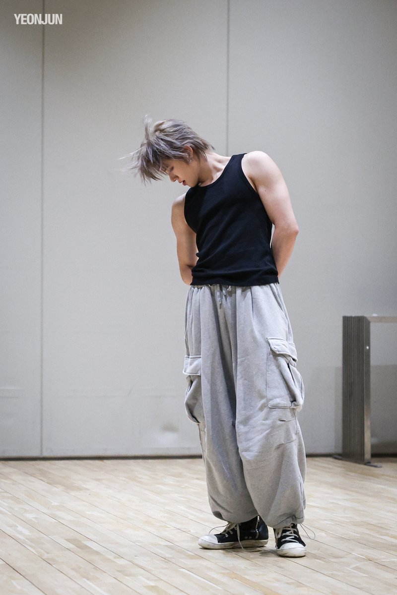 투모로우바이투게더의 비하인드 컷