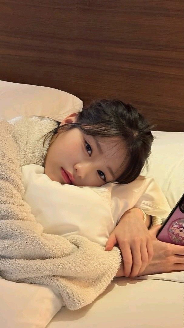 Latest photo of Jang Wonyoung (IVE)