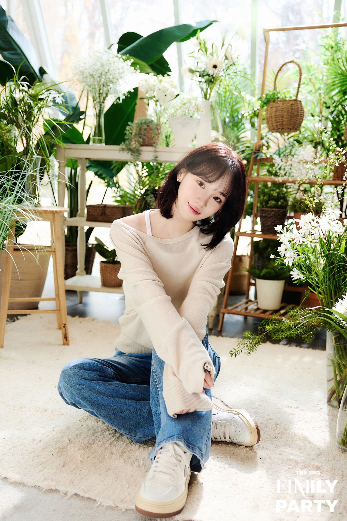 Latest photo of Kim Chaewon (LE SSERAFIM)