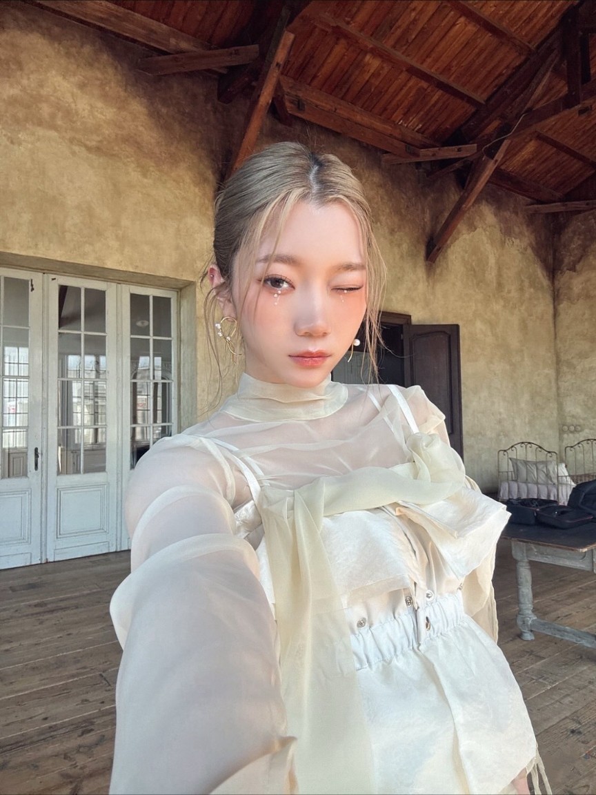 坂口梨乃 (IS:SUE)の最近の活動写真
