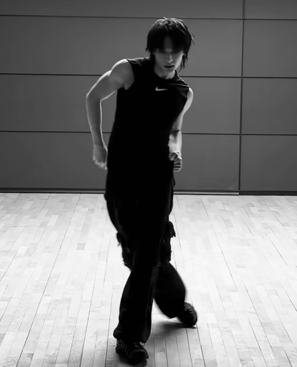 A moment captured by Hyunjin (Stray Kids)'s fan