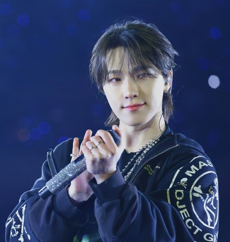 Behind-the-scenes cut of Dino (SEVENTEEN)