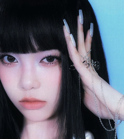 A moment captured by Ian (Hearts2Hearts)'s fan