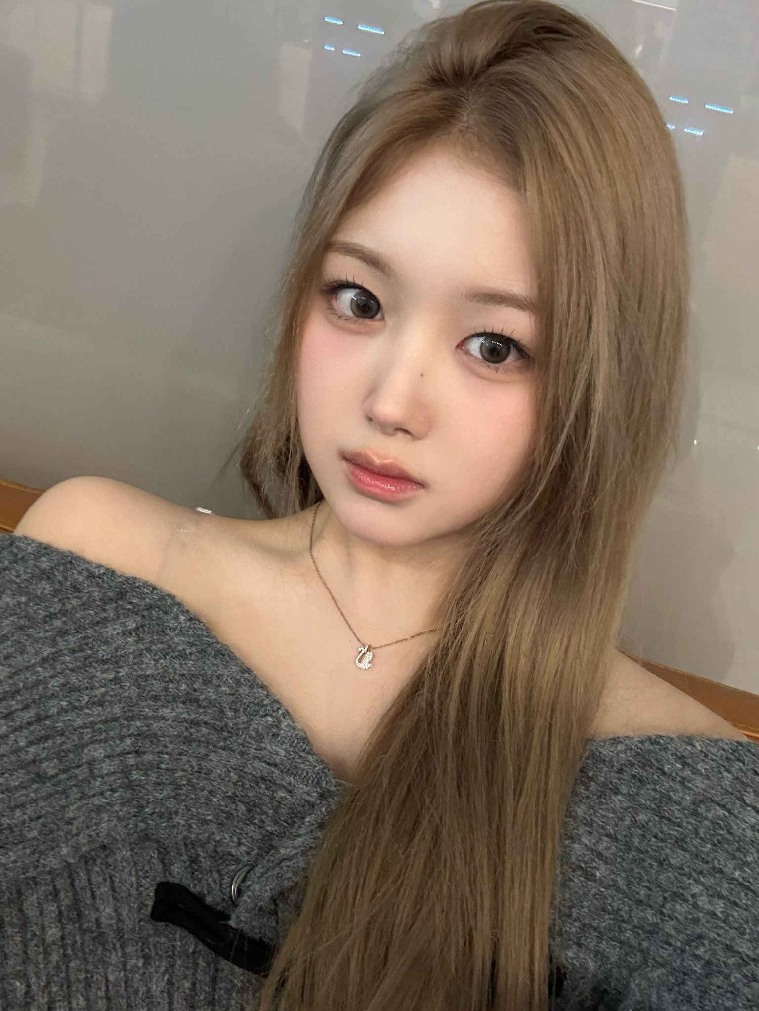 Recent activity shot of Joobin (tripleS)