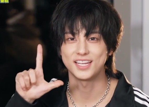 A moment captured by Taki (&TEAM)'s fan