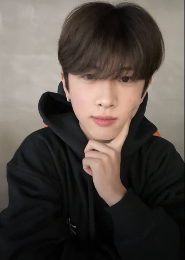 Recent activity shot of Oh Hyeontae (FANTASY BOYS)
