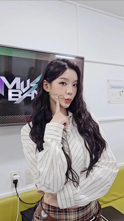 Behind-the-scenes cut of Soodam (SECRET NUMBER)