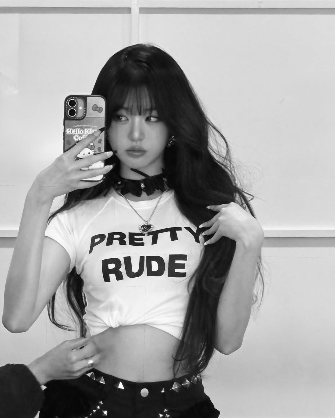 Latest photo of Jang Wonyoung (IVE)