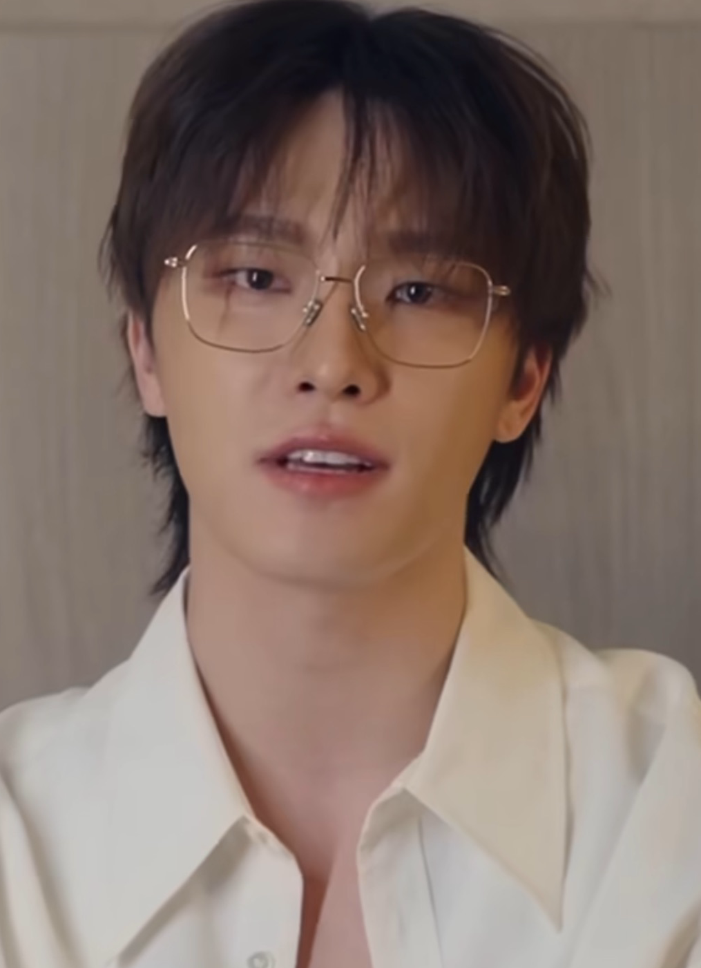 Dino (SEVENTEEN)的幕後花絮
