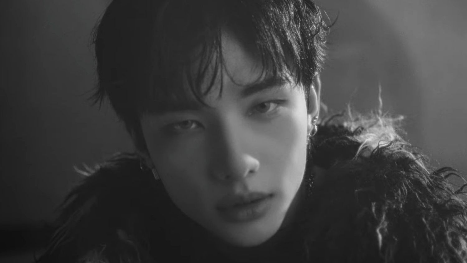 Foto terbaru Hyunjin (Stray Kids)