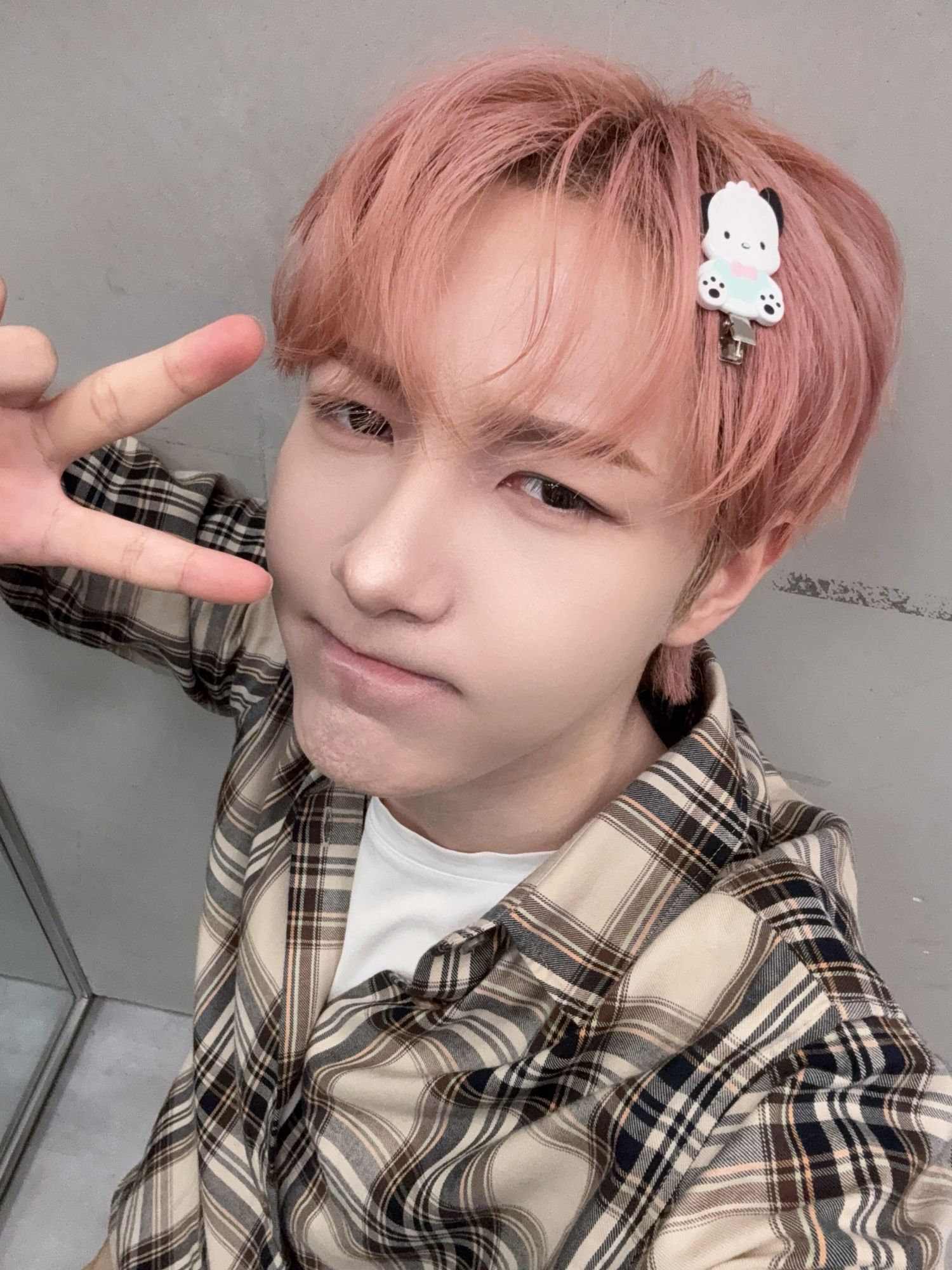 A moment captured by Renjun (NCT DREAM)'s fan