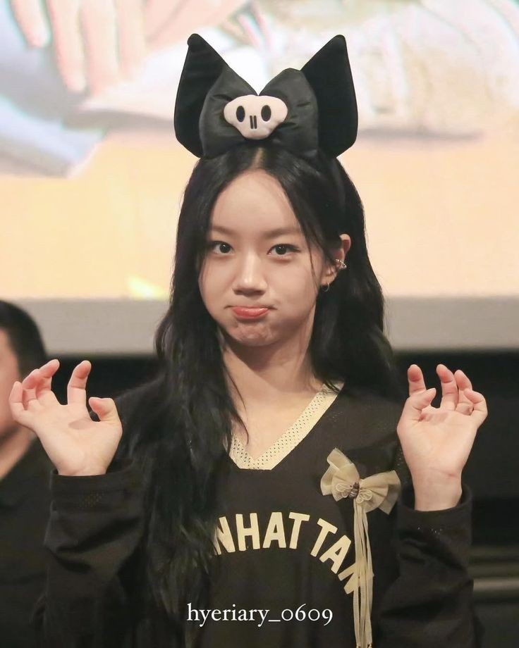 Latest photo of Hyeri (Girl's Day)