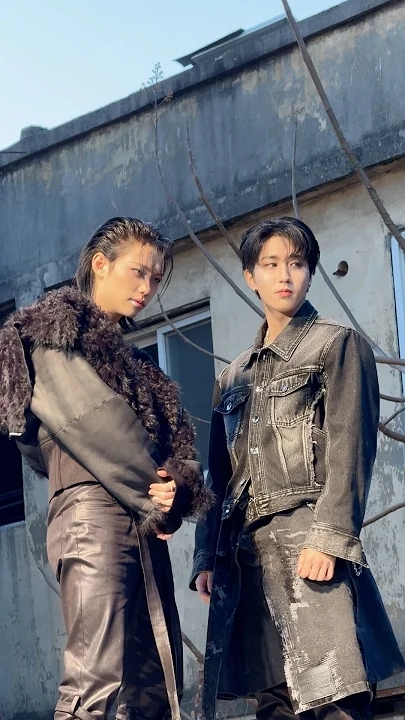 Behind-the-scenes cut of Stray Kids