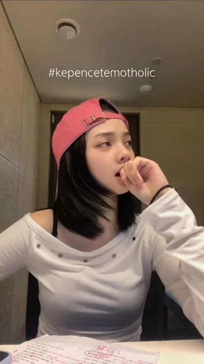 Latest photo of SECRET NUMBER