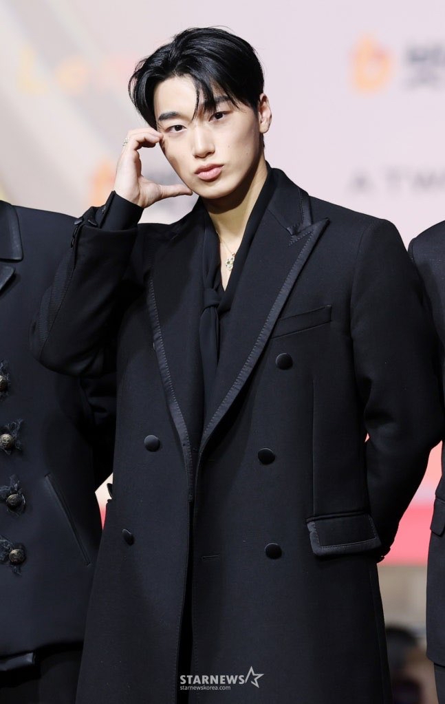 A moment captured by San (ATEEZ)'s fan