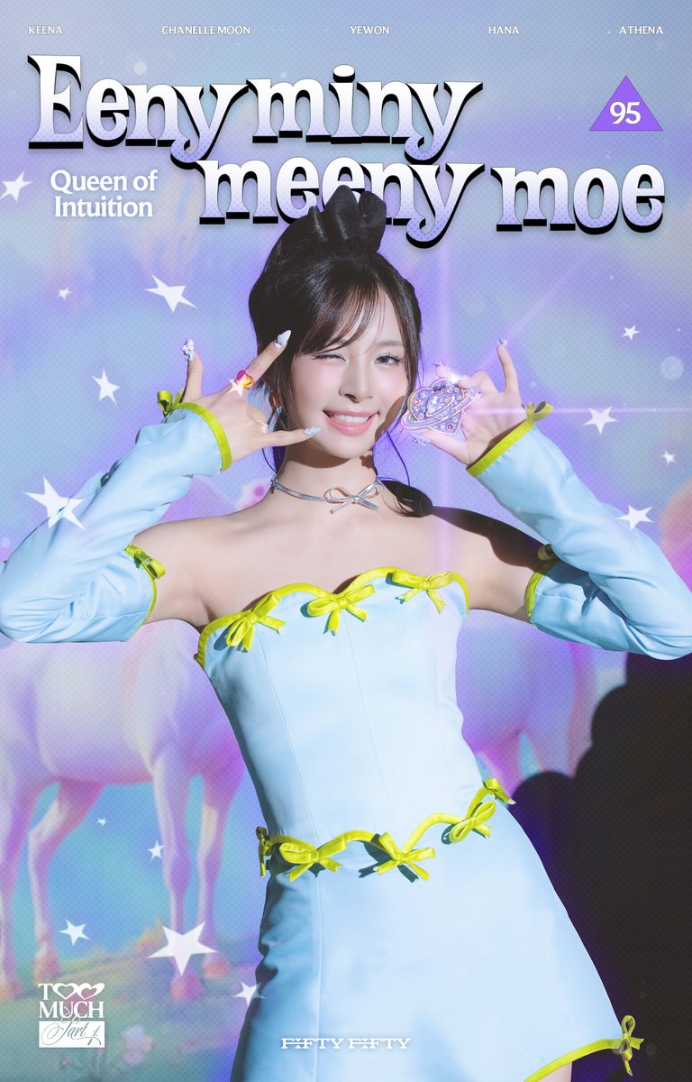 A moment captured by FIFTY FIFTY's fan