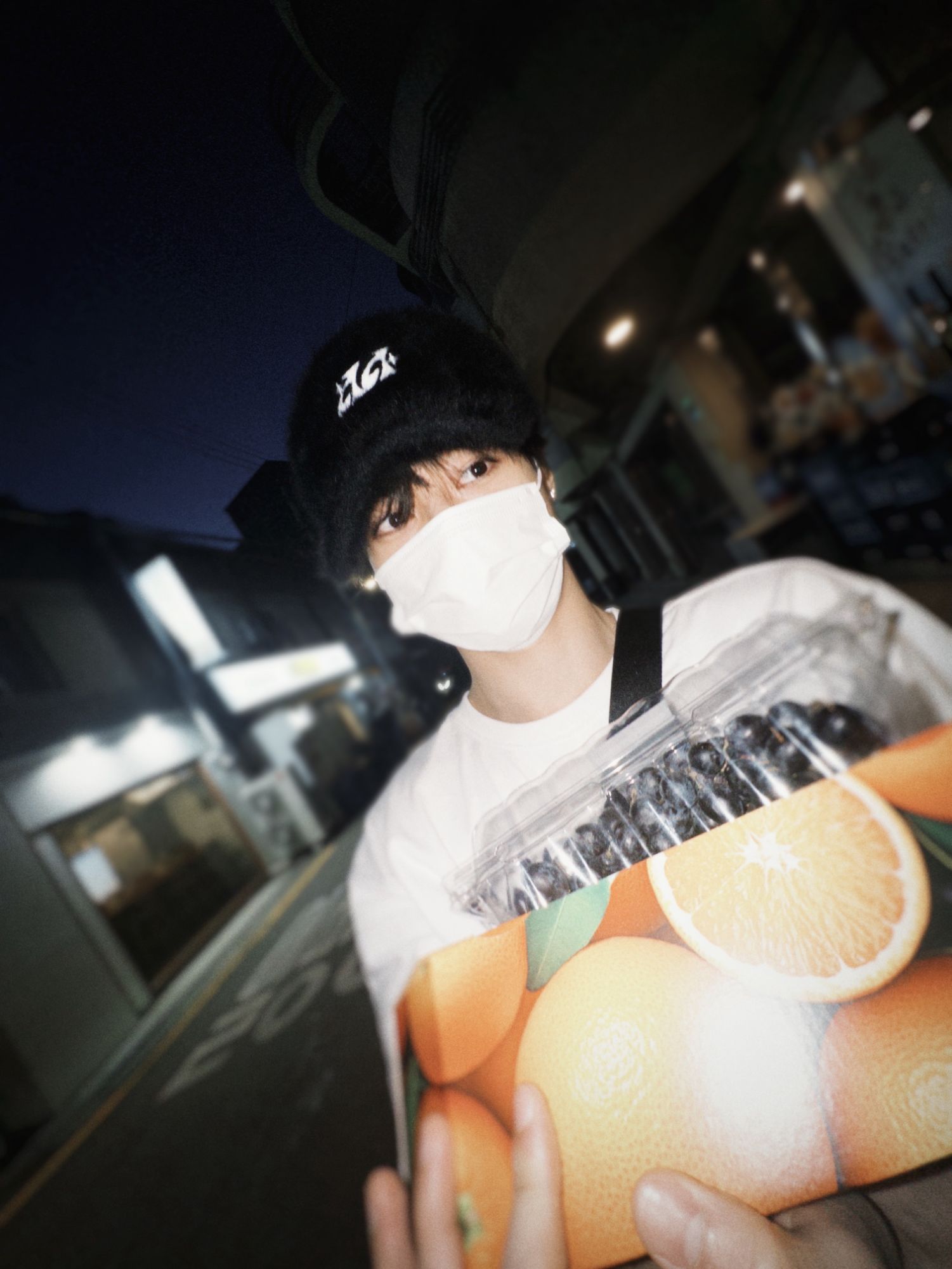 A moment captured by Hanbin (TEMPEST)'s fan