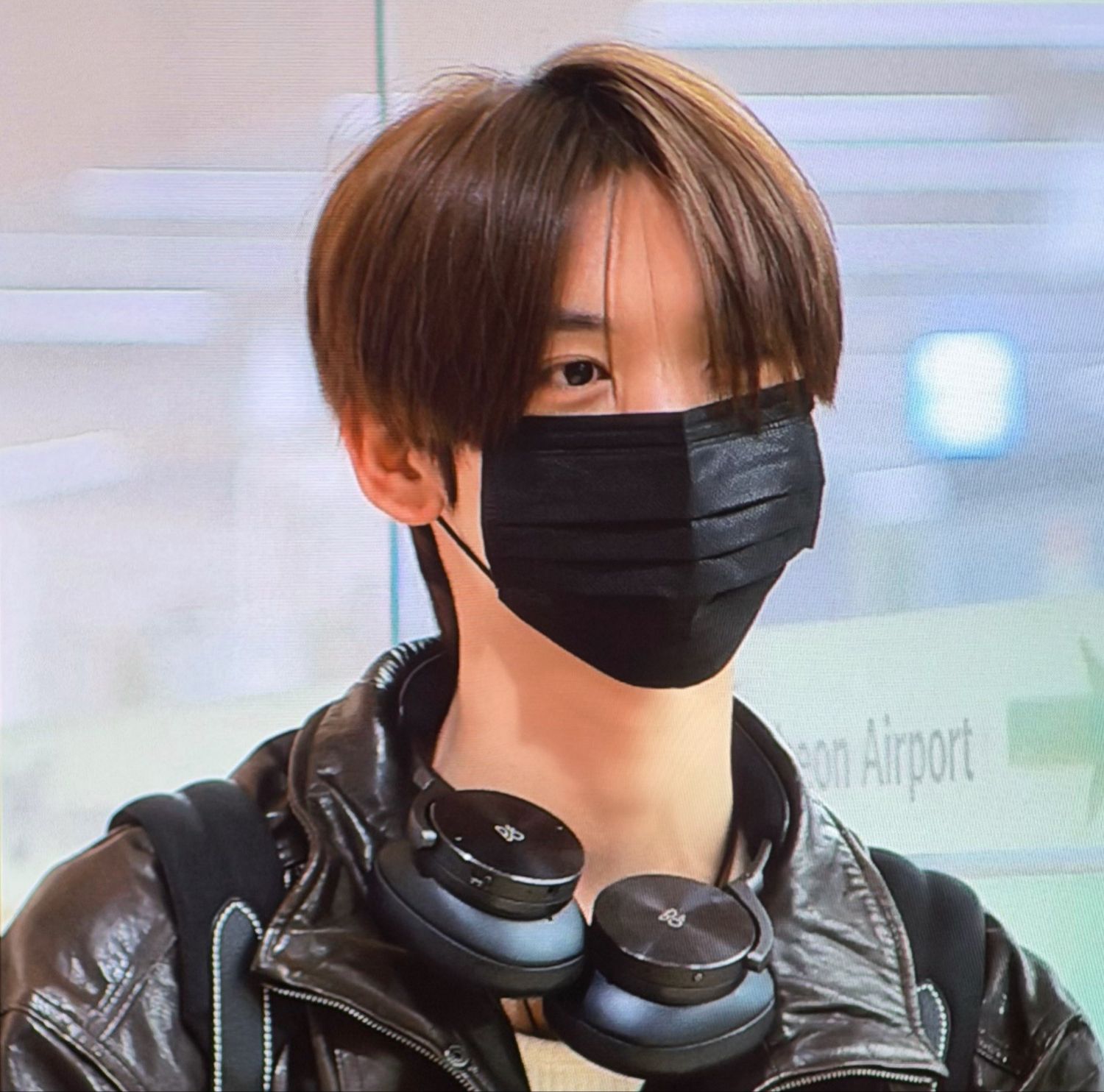 A moment captured by Han Yujin (ZEROBASEONE)'s fan