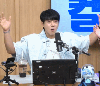 Recent activity shot of Hwang Chiyeol