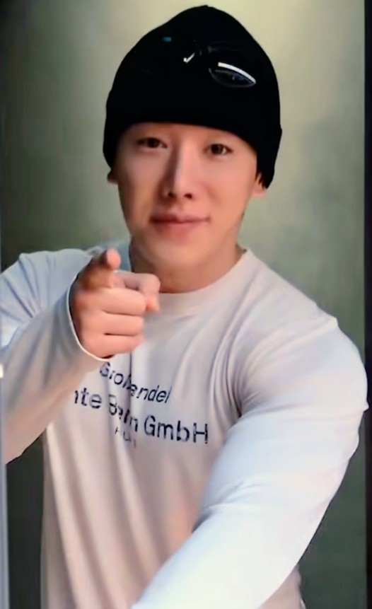 Latest photo of Wonho