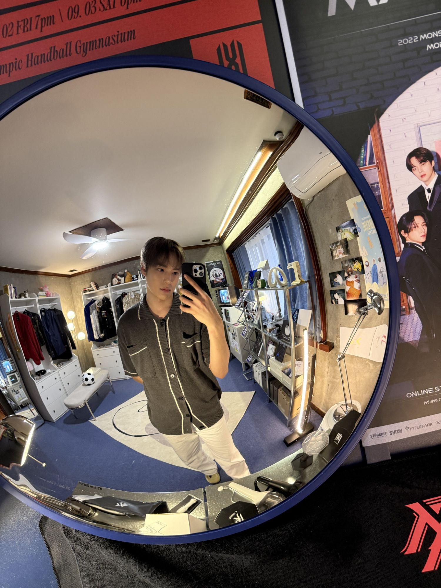 Behind-the-scenes cut of Minhyuk (MONSTA X)
