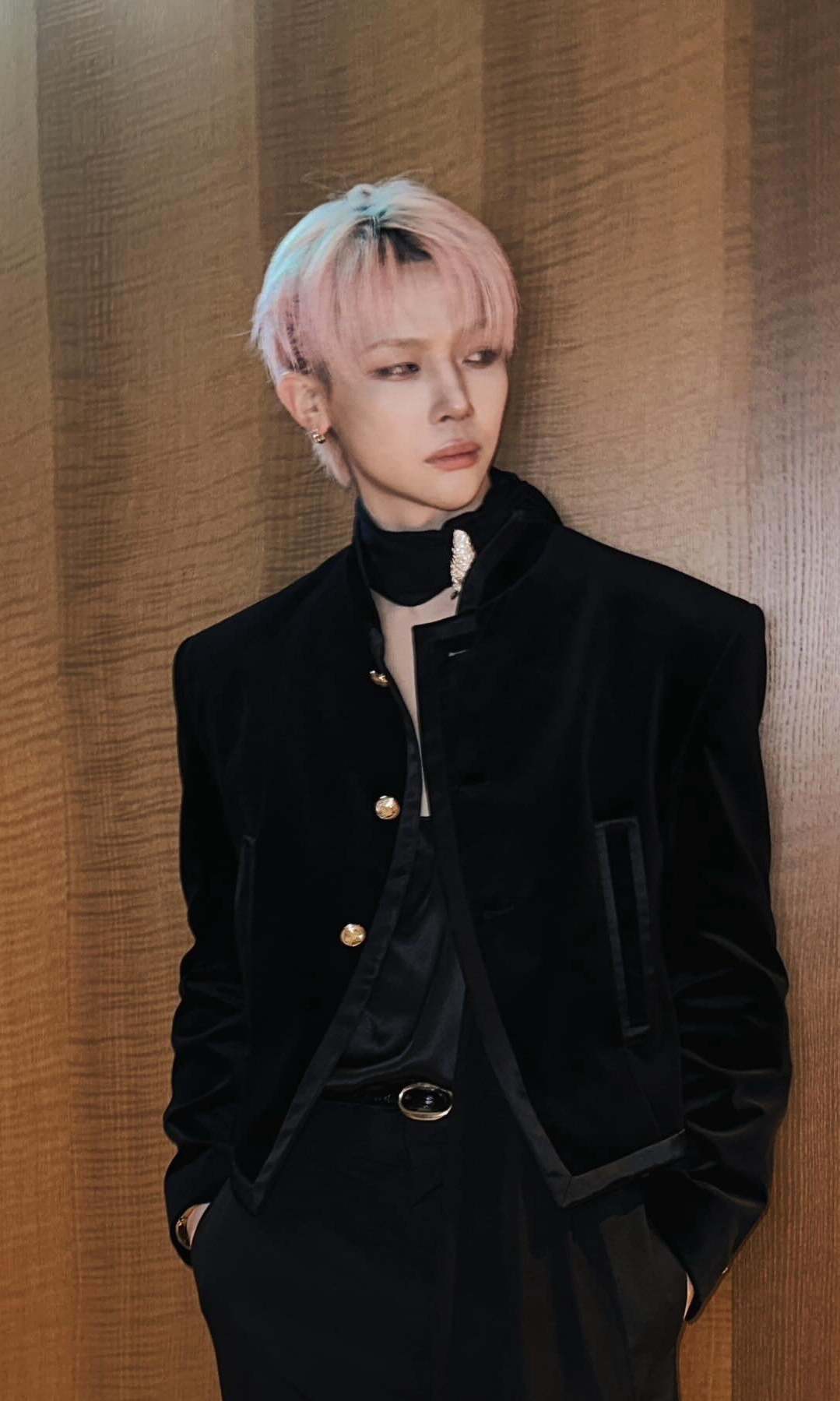 Behind-the-scenes cut of Nicholas (&TEAM)