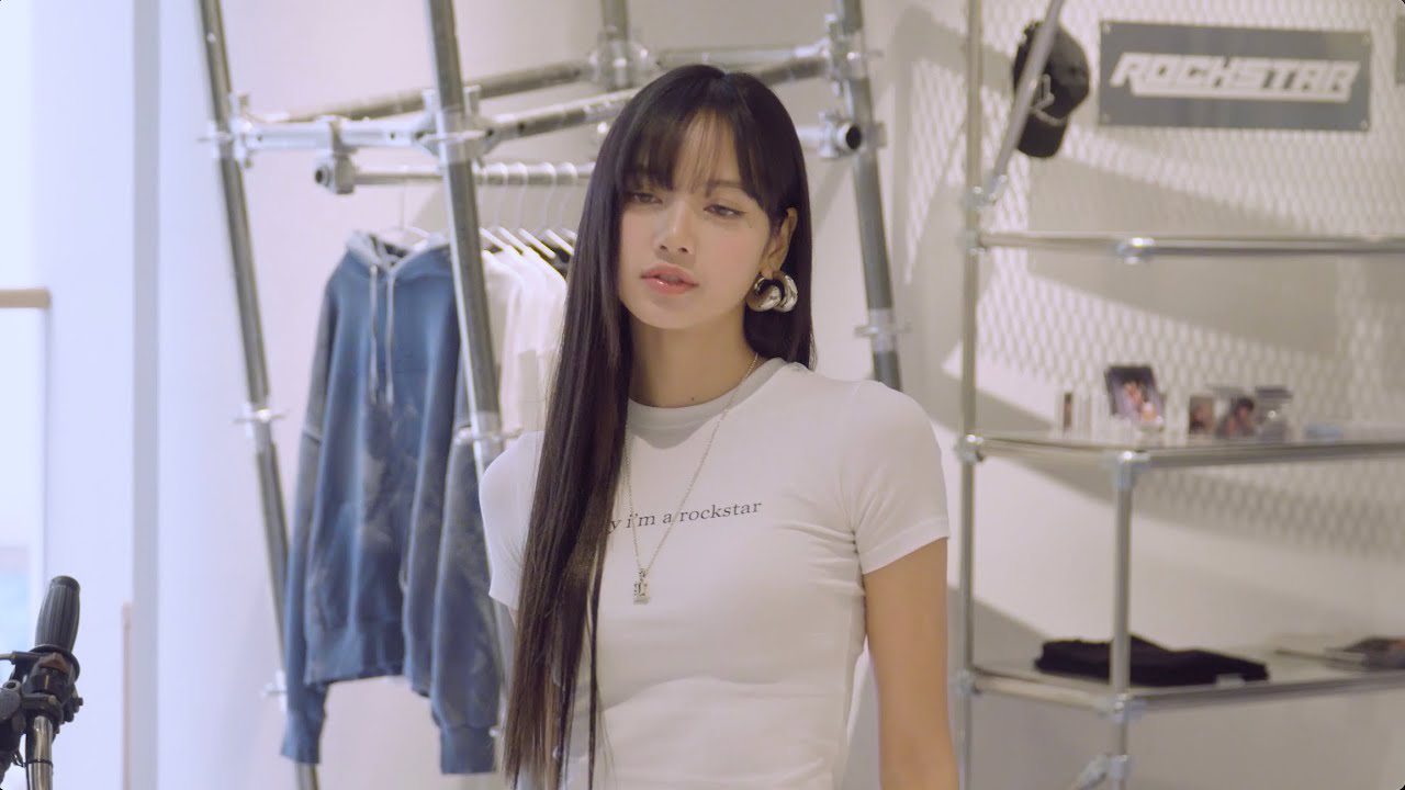 A moment captured by BLACKPINK's fan