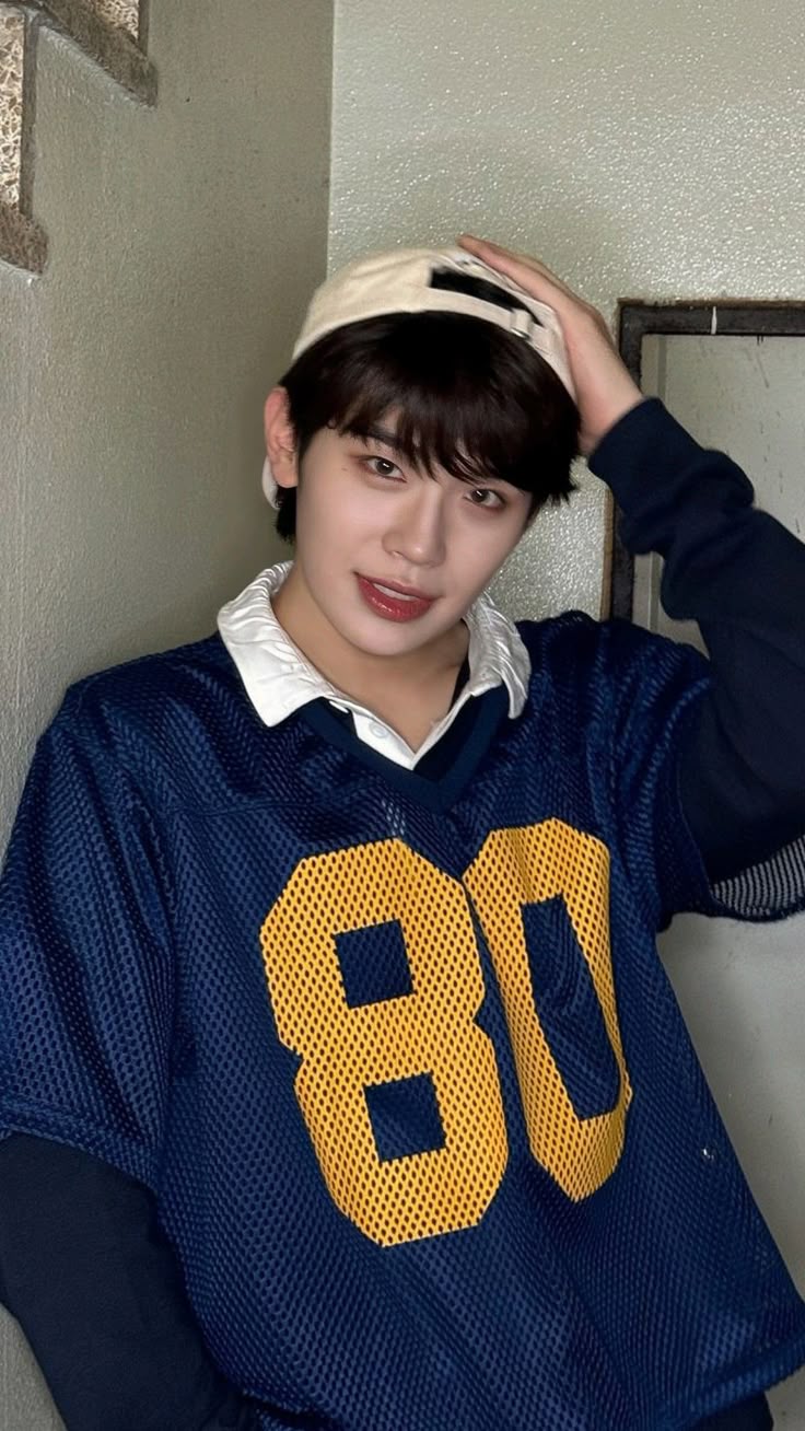 The most beloved wallpaper among Kim Taerae (ZEROBASEONE)'s fans