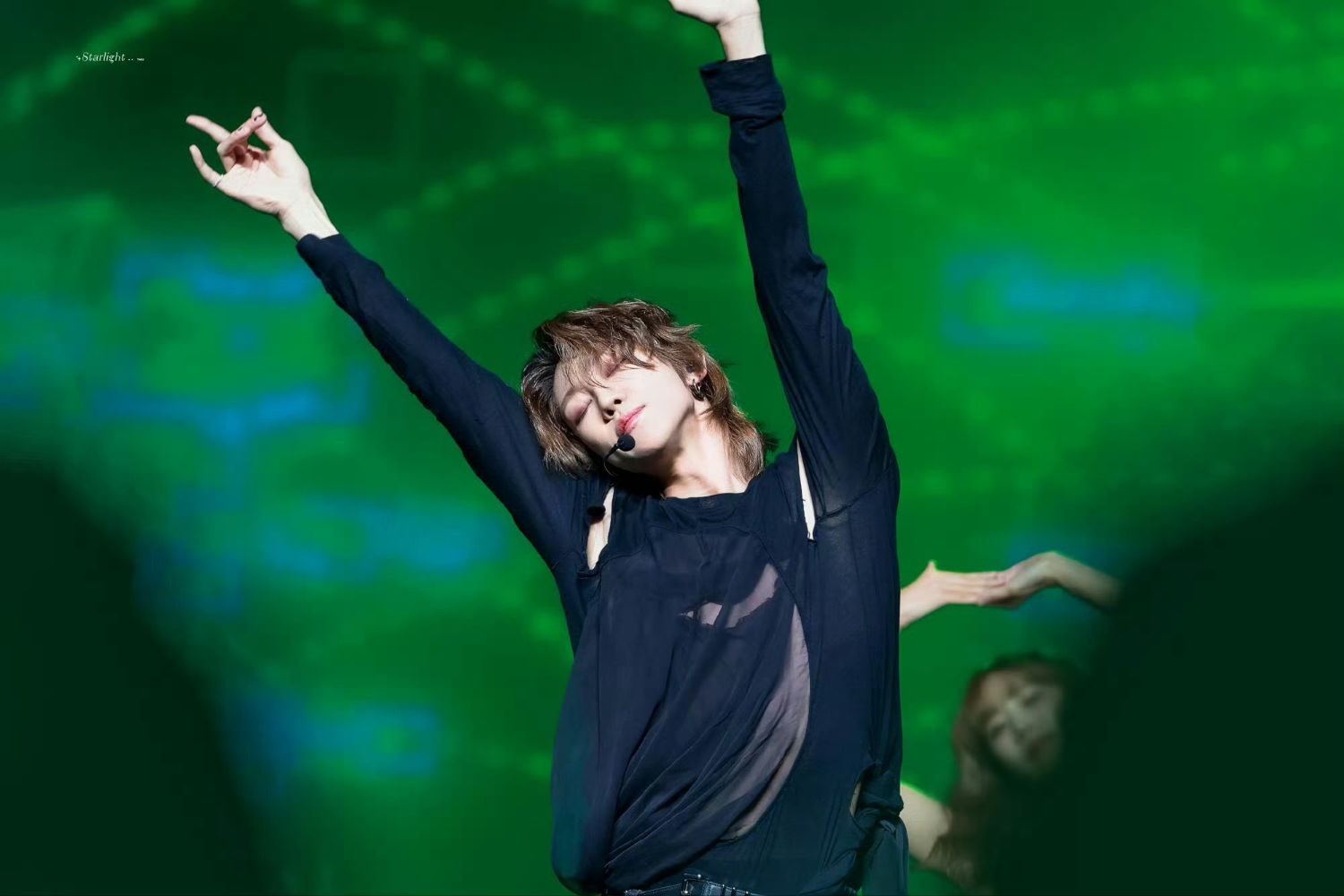 A moment captured by The 8 (SEVENTEEN)'s fan